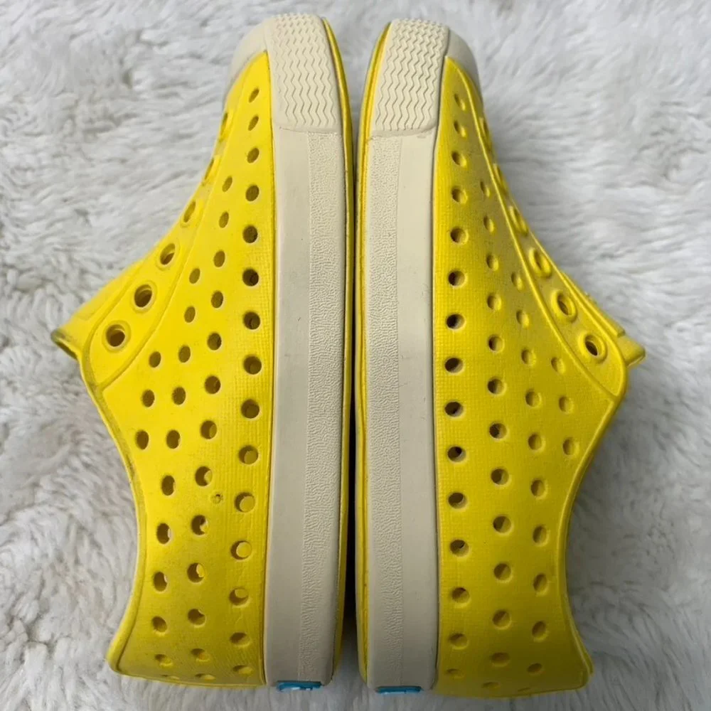 Native Kids Jefferson Yellow Slip On Shoes Size 6